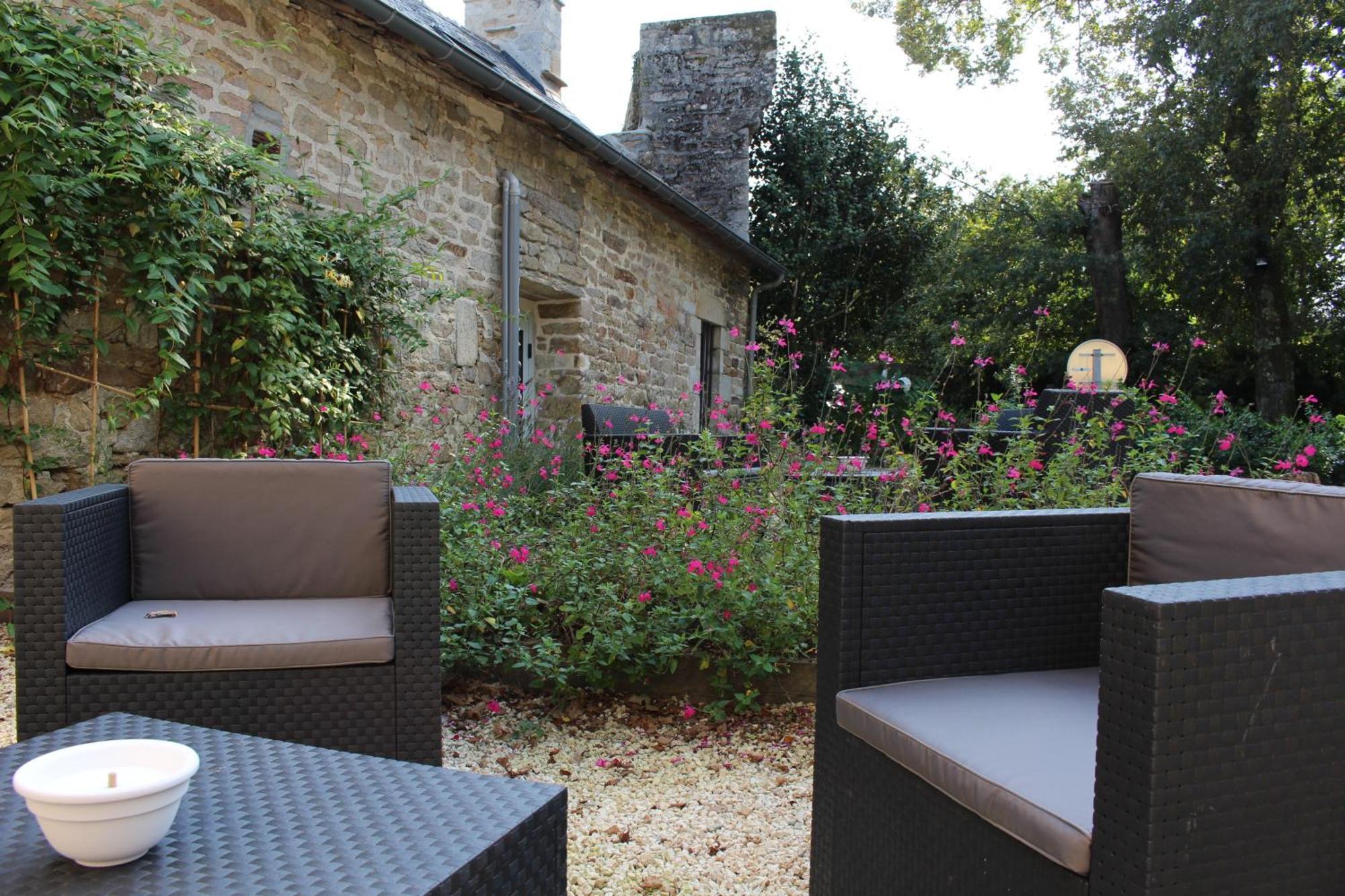Manoir Du Moustoir - Hotel Les Empreintes Saint-Évarzec Екстериор снимка