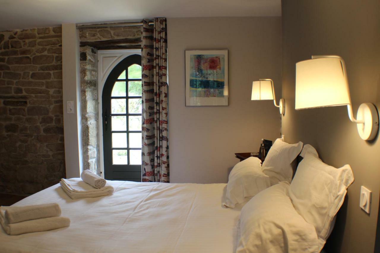 Manoir Du Moustoir - Hotel Les Empreintes Saint-Évarzec Екстериор снимка